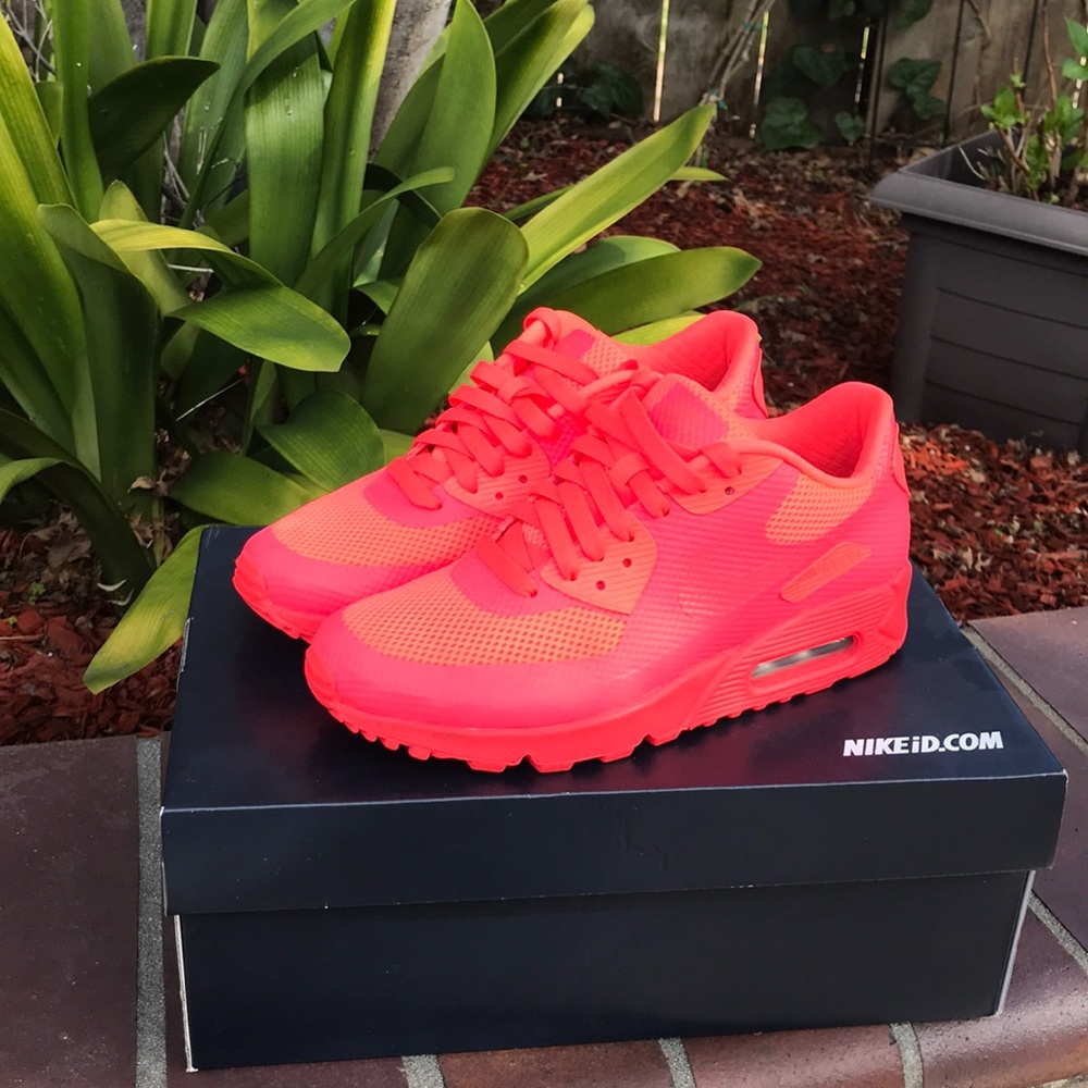Nike Air Max 90 iD